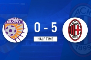 半场-AC米兰5-0珀斯光荣 奥卡福双响17岁科莫托造点+勺子点射