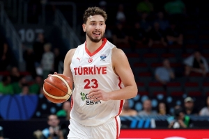 马健：申京进化让火箭进入新的高度 他在实战的传球让我眼前一亮