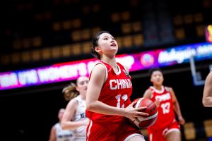 未来可期！李沅珊场均出场28.4分钟 得到18.2分2.6板1.8助1.0断