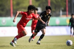 中乙联赛第30轮 上海海港富盛经开队主场1比1温州俱乐部中胤队