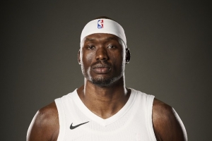 杨健：斯普利特忍不了里斯了 一个5号位怎么比小阵容防得还难受