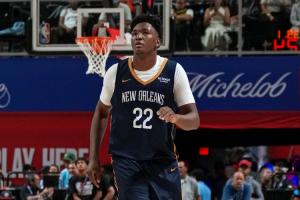 🥺获重用！13号秀中锋奎因大放异彩 替补37分钟轰26分7板4助