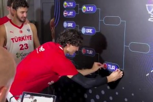 跟申京学坏了！奥斯曼赛后也想把土耳其贴到决赛对阵里去